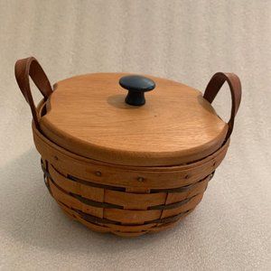 Longaberger 1994 Small Heartland Darning Basket w/ Lid